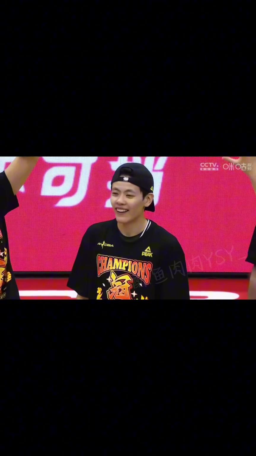 以小搏大以弱勝?gòu)?qiáng) ；從不被看好，到站到最高的領(lǐng)獎(jiǎng)臺(tái)...